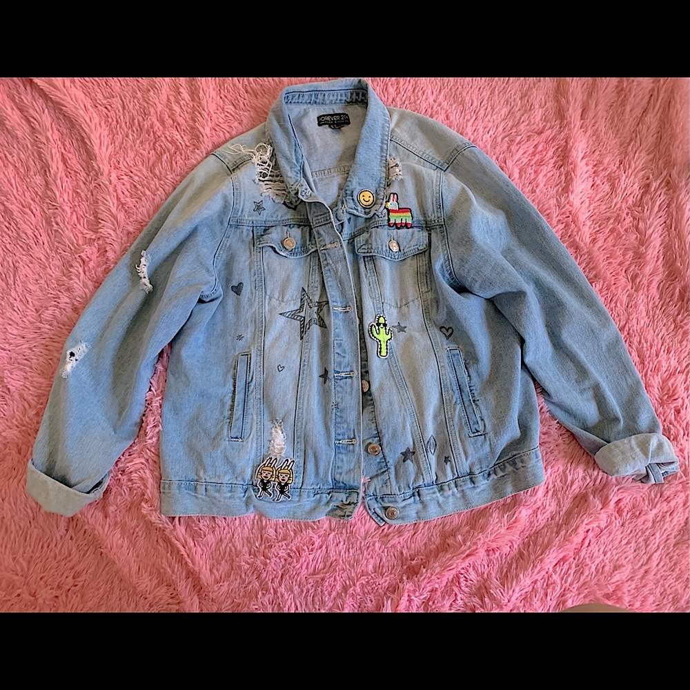 Patched light denim jacket